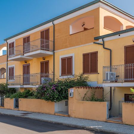 Residence Le Pavoncelle Santa Teresa Gallura Exterior photo