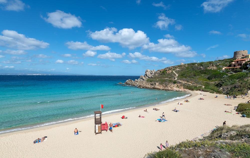 Residence Le Pavoncelle Santa Teresa Gallura Exterior photo