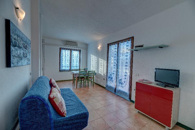 Residence Le Pavoncelle Santa Teresa Gallura Exterior photo